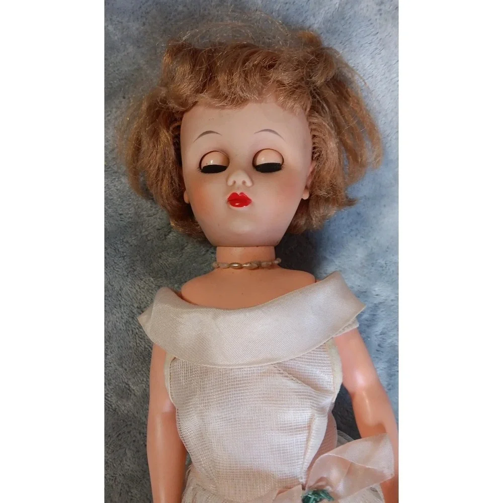 Vtg Fashion Bride Doll 17-18
